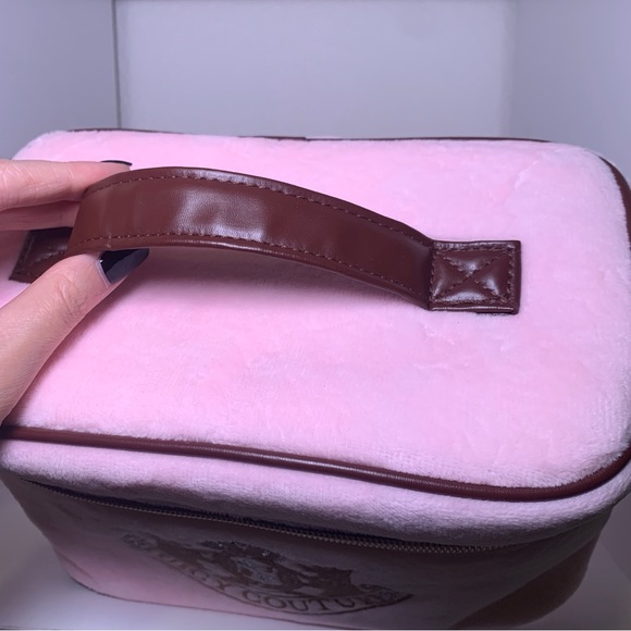 NWT Scottie Dog Juicy Couture Pink Velour Makeup Bag Cosmetic Case Travel Crown - Picture 6 of 16